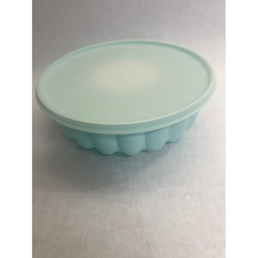 Tupperware Jel-Ring Jello Mold 3 Piece Set Light Blue Pastel 9.5 Inch Vintage